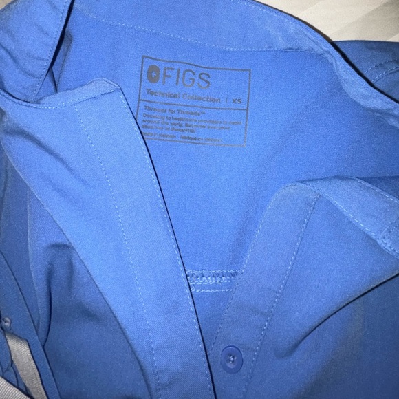 Ceil Blue Figs Top - Picture 2 of 3